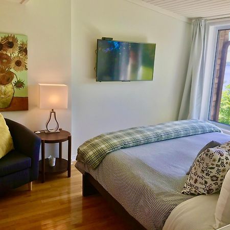 Auberge Tom B&B Chelsea Esterno foto