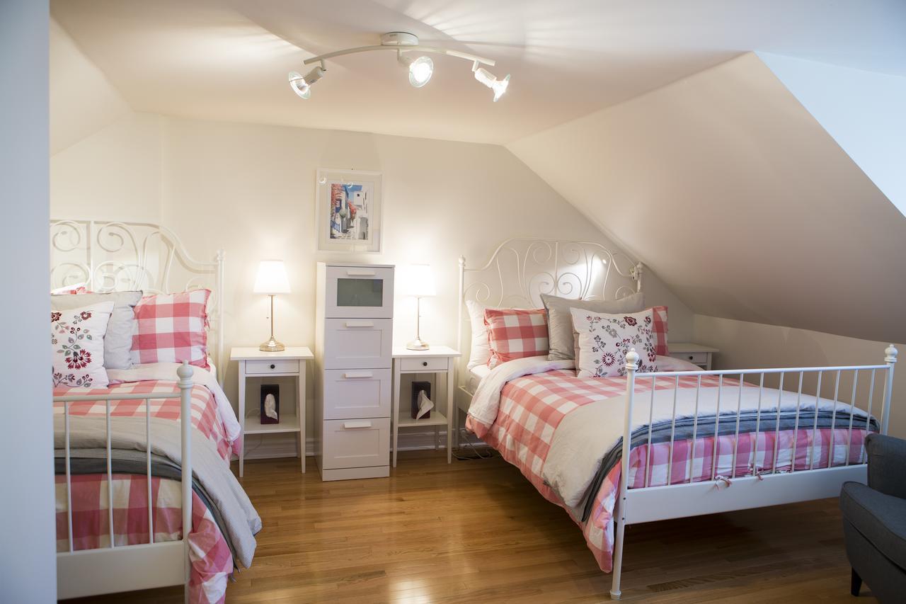 Auberge Tom B&B Chelsea Esterno foto